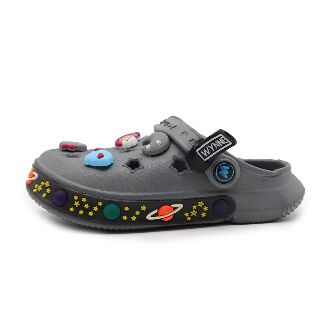 Summer children's slippers cartoon breathable hole shoes sandals