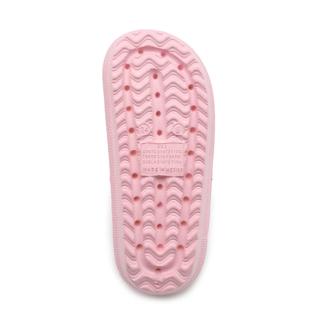 Women's slippers are comfortable, non-slip and soft