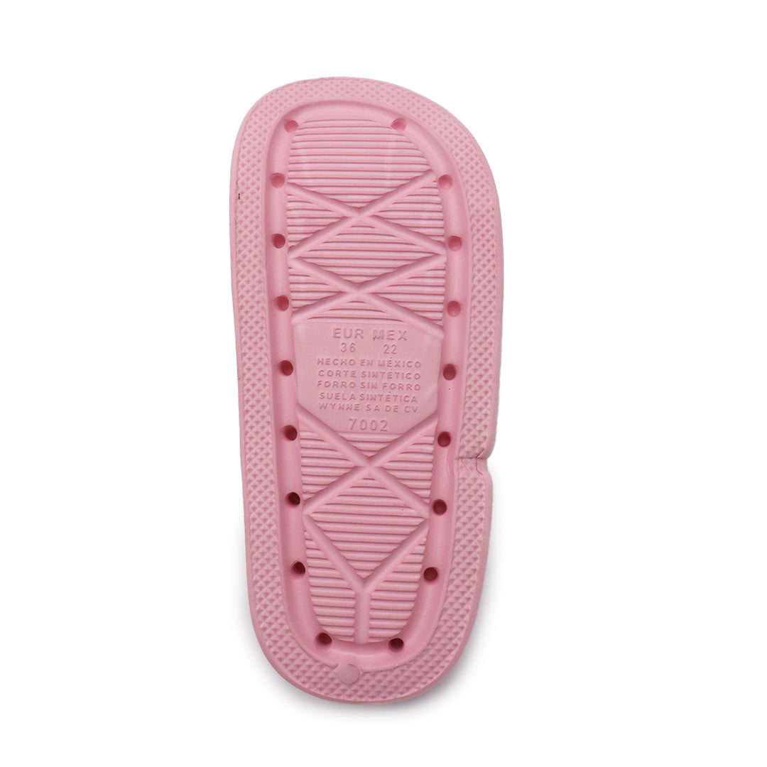 Women's slippers are comfortable, non-slip and soft