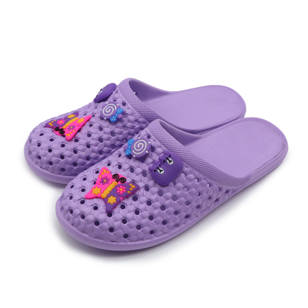 Women's slippers are comfortable, non-slip and soft