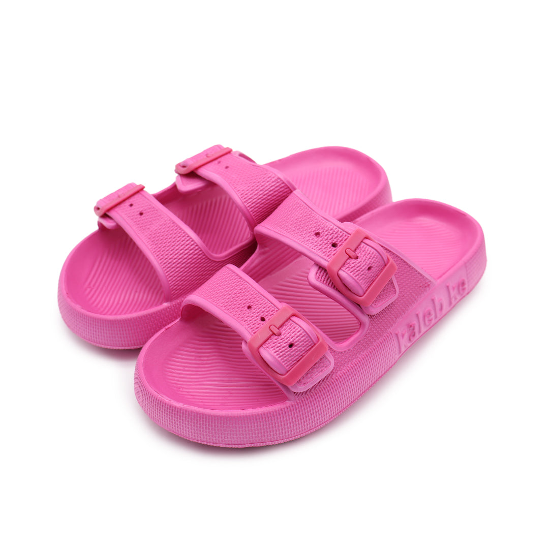 Women's slippers are comfortable, non-slip and soft