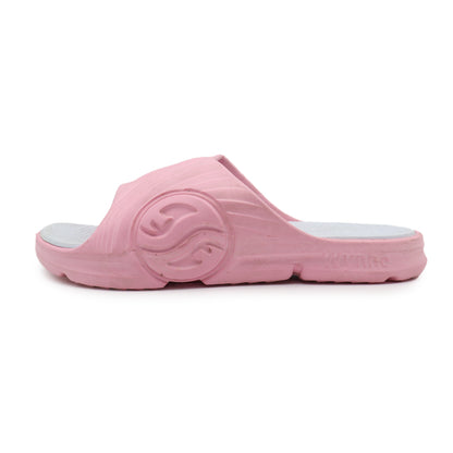 Women's slippers are comfortable, non-slip and soft