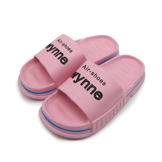 Women's slippers are comfortable, non-slip and soft