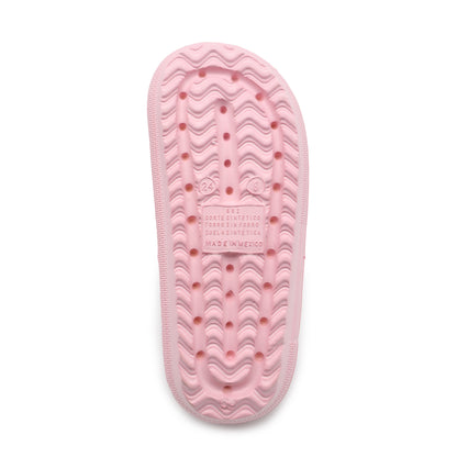 Women's slippers are comfortable, non-slip and soft